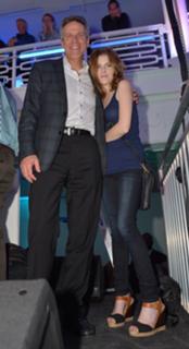 Anna Kendrick feet photo thumbnail