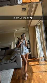 Pia Mia feet photo 2