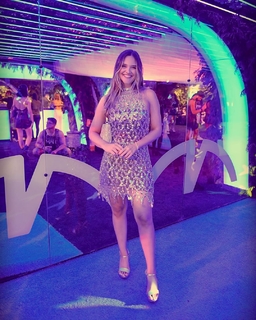 Juliana Paiva feet photo thumbnail