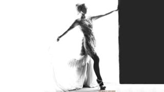 Christina Ricci feet photo thumbnail