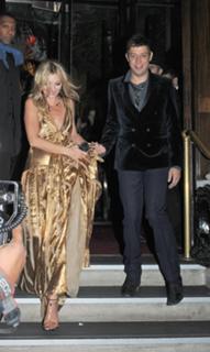 Kate Moss feet photo thumbnail
