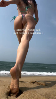 Rachel Pizzolato feet photo thumbnail