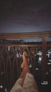 Maren Morris feet photo thumbnail