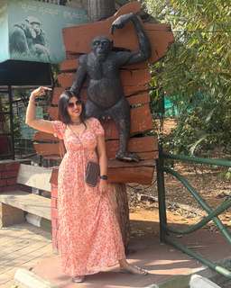 Poonam Yadav feet photo thumbnail