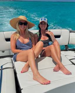 Brittney Smith feet photo thumbnail