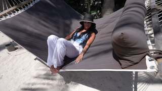 Brittney Smith feet photo thumbnail