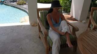 Brittney Smith feet photo thumbnail