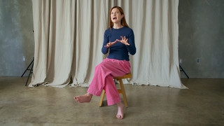Bonnie Wright feet photo 4