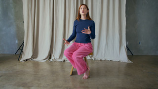 Bonnie Wright feet photo 3