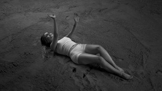 Maren Morris feet photo thumbnail