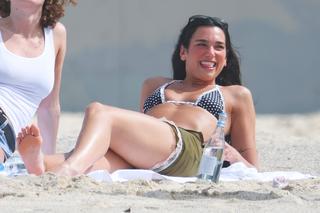 Dua Lipa feet photo thumbnail