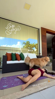 Larissa Manoela feet photo thumbnail