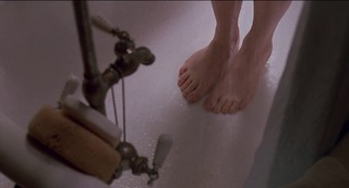 Jennifer Jason Leigh feet photo 1