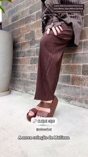 Larissa Manoela feet photo thumbnail