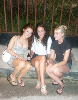 Kaya Scodelario feet photo thumbnail