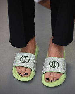 Cristina Ferreira feet photo thumbnail