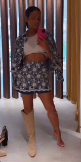 Christina Milian feet photo thumbnail