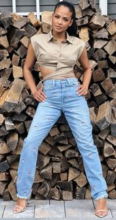Christina Milian feet photo thumbnail