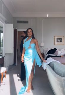 Christina Milian feet photo thumbnail