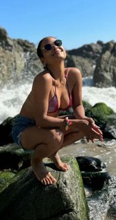 Christina Milian feet photo thumbnail
