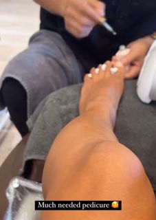 Christina Milian feet photo thumbnail