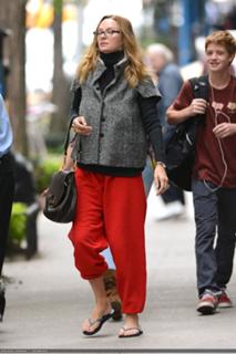 Uma Thurman feet photo thumbnail