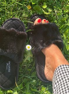 Elisabetta Franchi feet photo 1