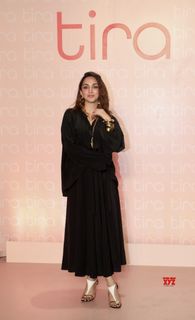 Kiara Advani feet photo thumbnail