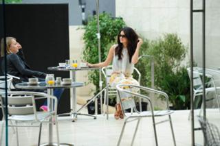 Selena Gomez feet photo thumbnail