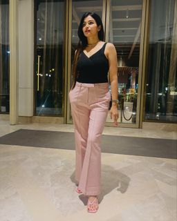 Poonam Yadav feet photo thumbnail