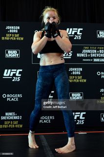 Valentina Shevchenko feet photo thumbnail
