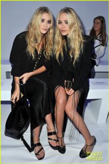 Ashley Olsen feet photo thumbnail