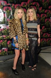 Ashley Olsen feet photo thumbnail