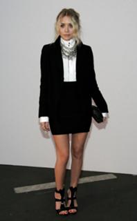 Ashley Olsen feet photo thumbnail