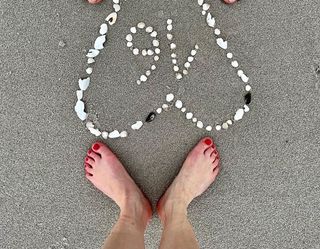 Diana Staehly feet photo 3