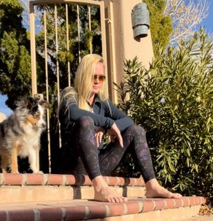 Holly Holm feet photo thumbnail