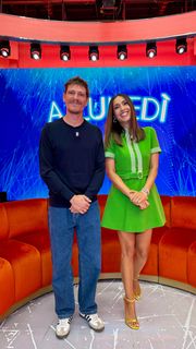 Caterina Balivo feet photo thumbnail