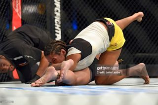 Valentina Shevchenko feet photo thumbnail