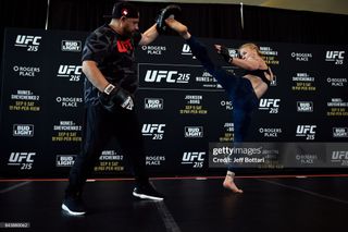 Valentina Shevchenko feet photo thumbnail