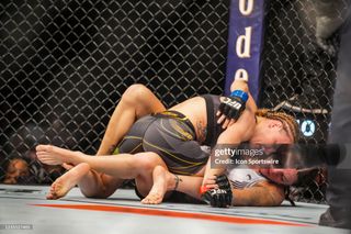Valentina Shevchenko feet photo thumbnail