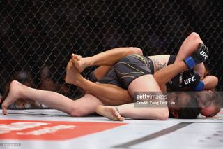 Valentina Shevchenko feet photo thumbnail