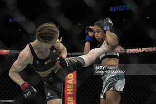 Valentina Shevchenko feet photo thumbnail