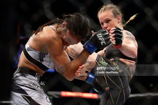 Valentina Shevchenko feet photo thumbnail