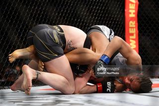 Valentina Shevchenko feet photo thumbnail