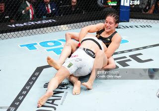 Valentina Shevchenko feet photo thumbnail