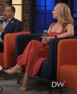 Ana Kasparian feet photo 5