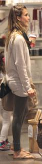 Jessica Alba feet photo thumbnail