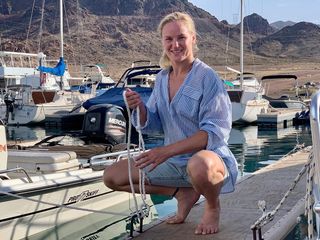 Valentina Shevchenko feet photo thumbnail