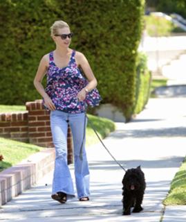 January Jones feet photo thumbnail