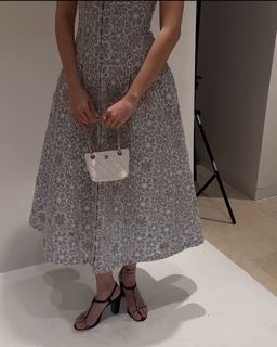 Ananya Pandey feet photo thumbnail